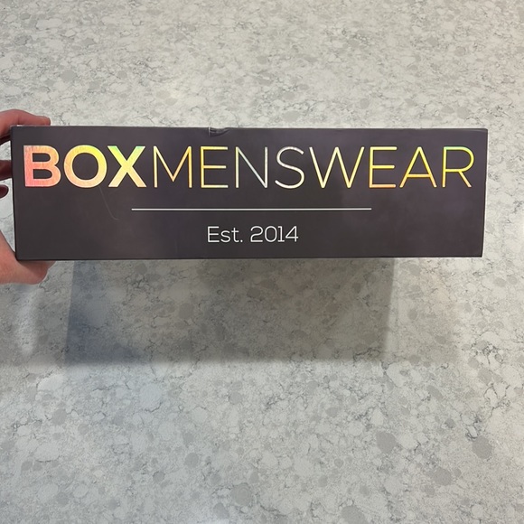 Box Menswear Shipping Box - Picture 4 of 6